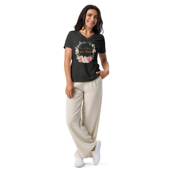 "In all things, Give thanks!" Women’s Relaxed V-neck Tee